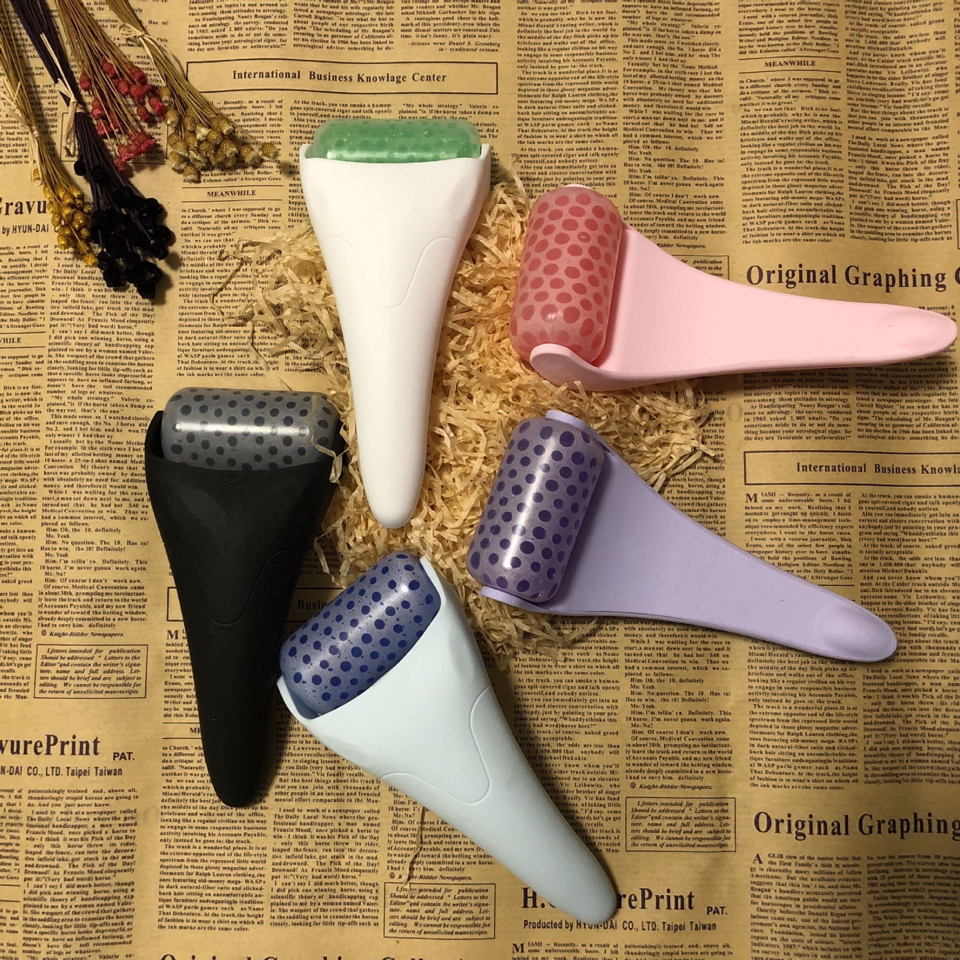Outil de Massage Facial Ice Roller avec Balles Froides